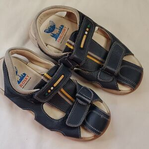 PABLOSKY BOYS open heel velcro closure leather sandals sz 31